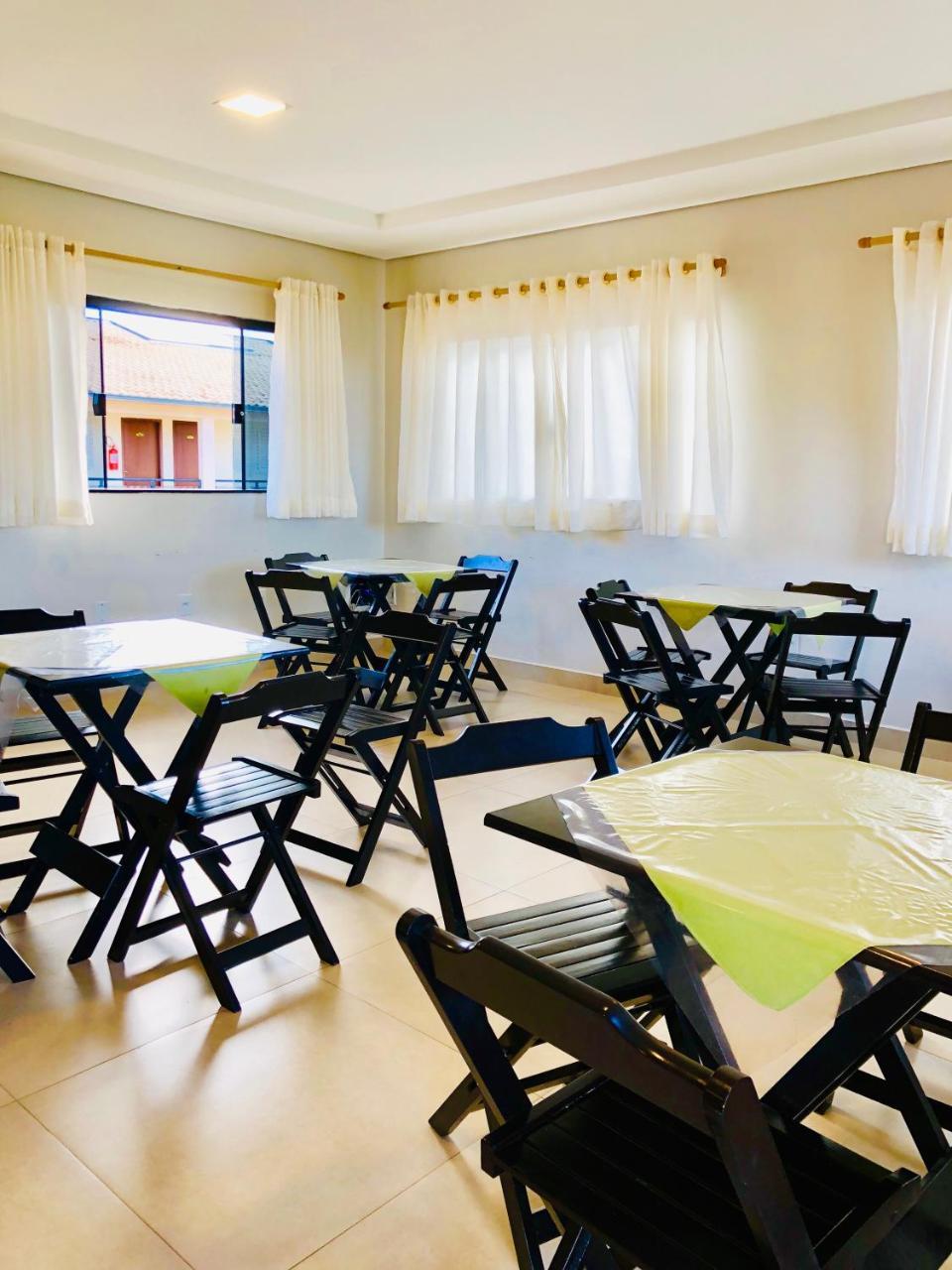 Porto Verde Hotel Lins Buitenkant foto